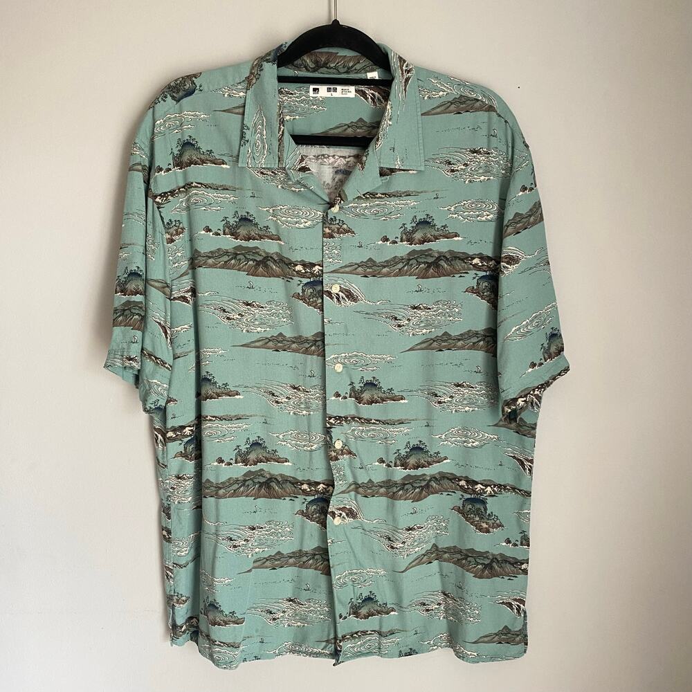 Uniqlo MFA Boston Shirt Japanese Art Open Neck Men Size L Short Sleeve